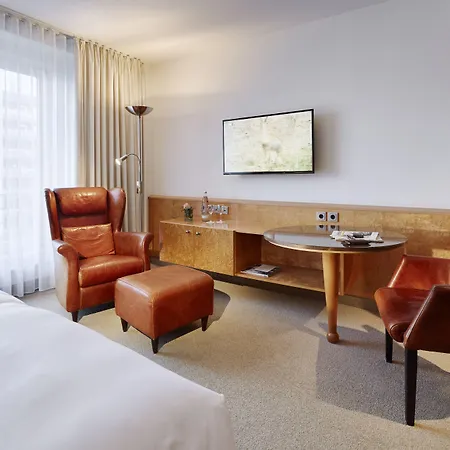 Lindner Airport, Part Of Jdv By Hyatt Hotel 4*