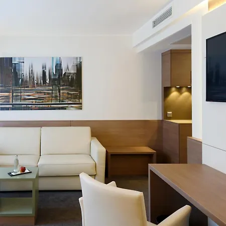 Lindner Airport, Part Of Jdv By Hyatt 4* Dusseldorf