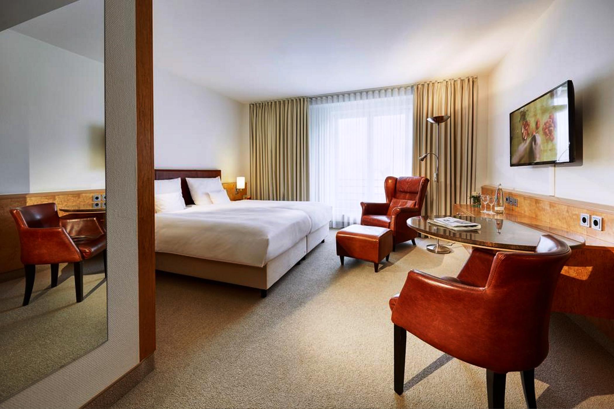 Hotel Lindner Airport, Part Of Jdv By Hyatt Düsseldorf