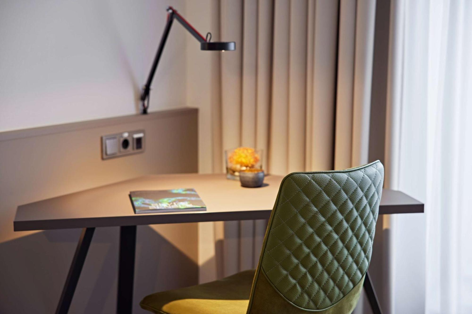 Hotel Lindner Airport, Part Of Jdv By Hyatt 4*